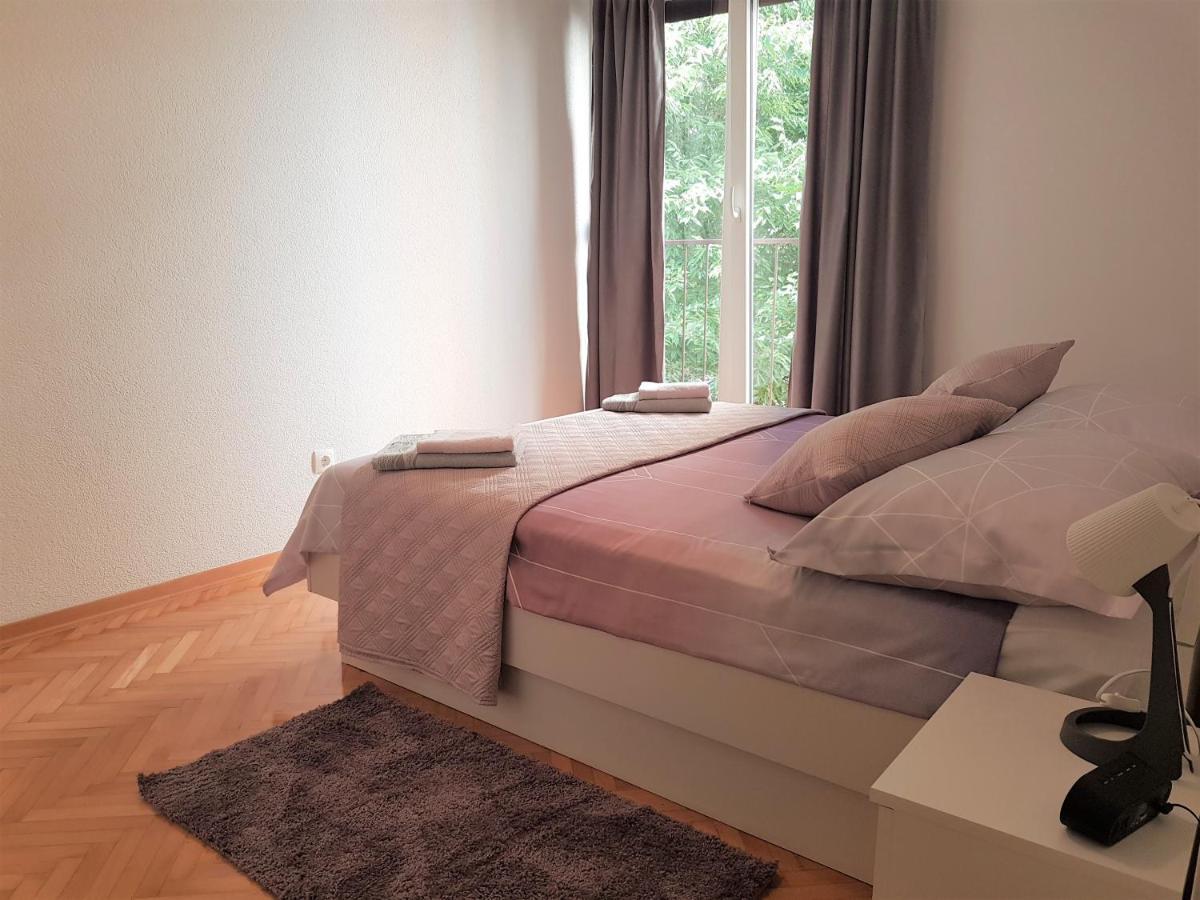 Apartment Tonka Spalato Esterno foto